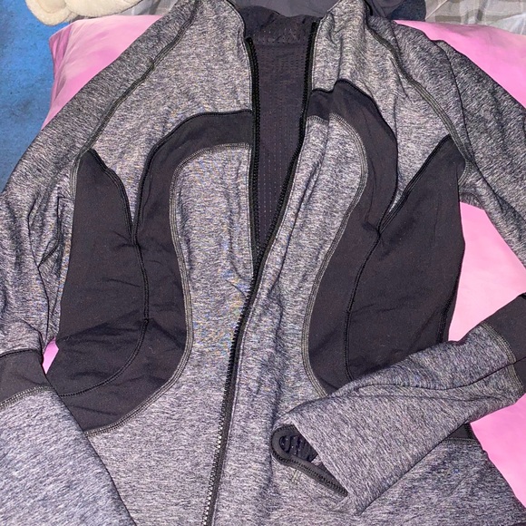 Lululemon Jacket - Picture 1 of 6